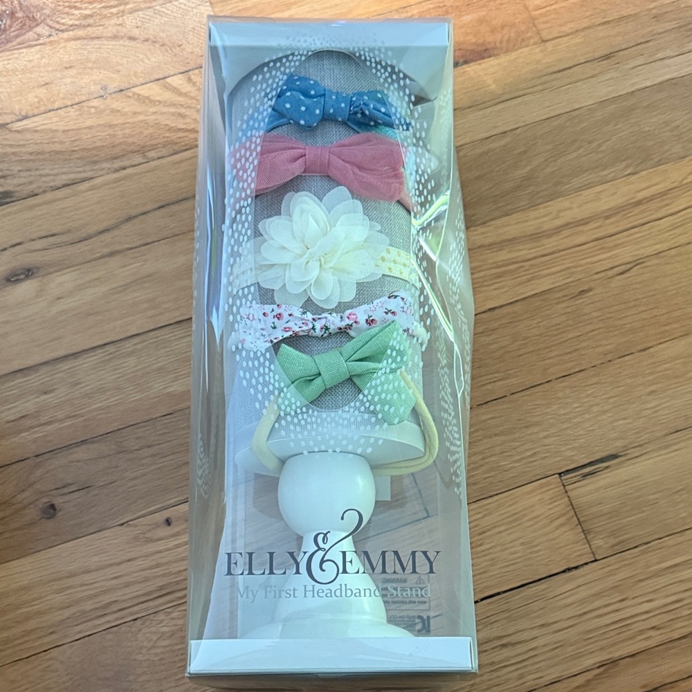 Elly & Emmy: My First Headband stand